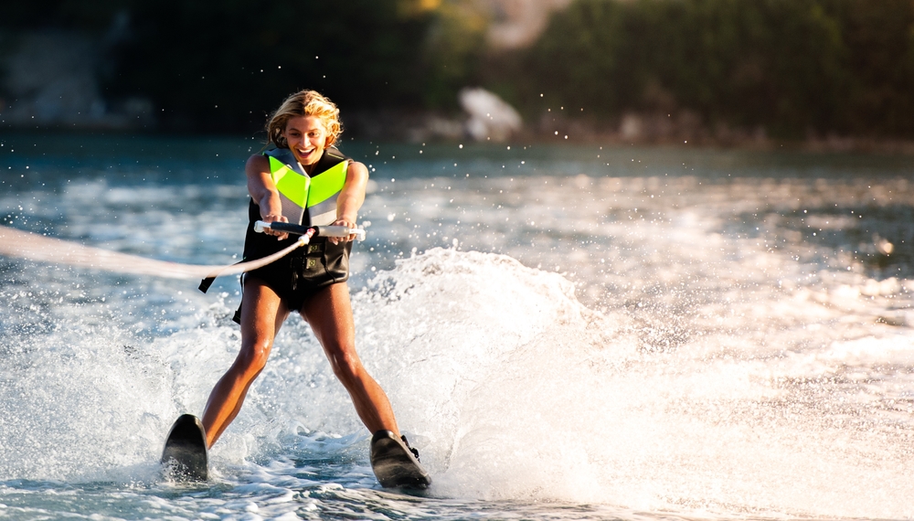 σπορ στο νερό WaterSkiing